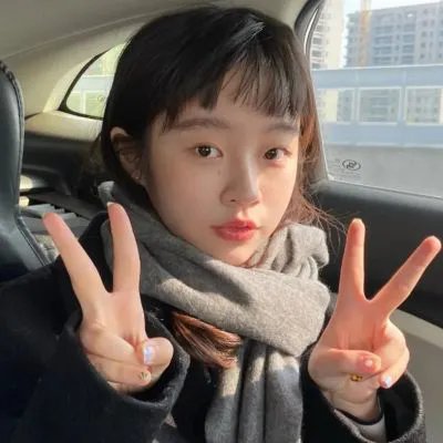 玉女撩春
