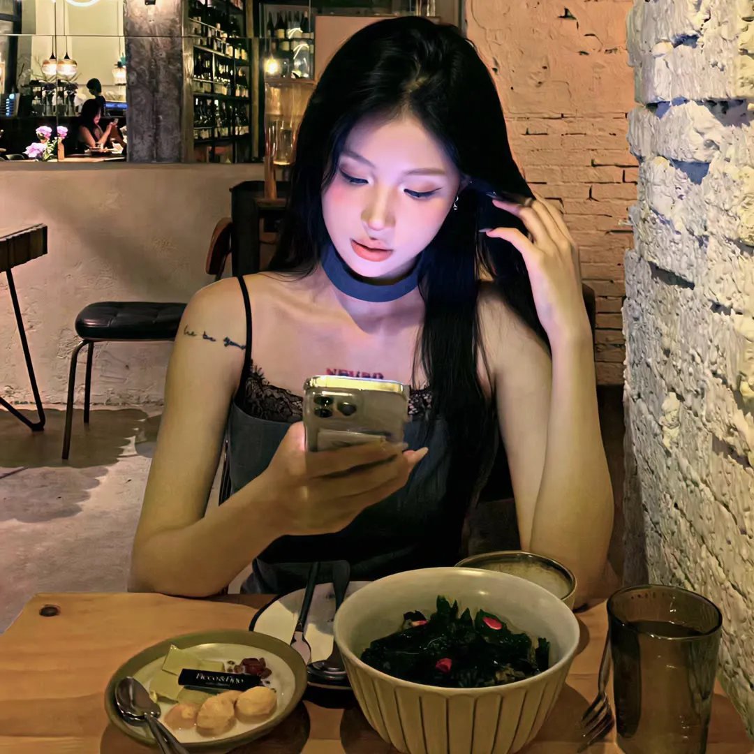 汽车女窃贼